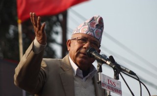 पार्टी एकता कायम राख्न ओलीलाई माधव नेपालको ६ बुँदे पत्र, नभए राजीनामा