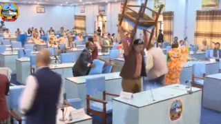 निर्वाचन आयोगमा प्रचण्ड-माधवले लगाए यस्तो घुर्की, संसदमा कहिले हुन्छ पाखुरा सुर्कासुर्की ?