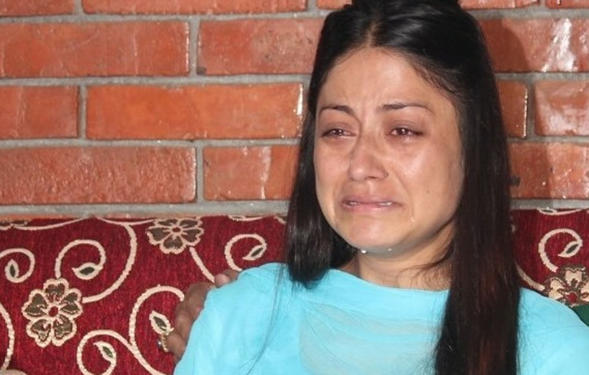 के श्वेता खड्काले  धोका पाएकै हो त ? सामाजिक सञ्जालमा स्टाटस लेख्दै गरिन् यस्तो अपिल