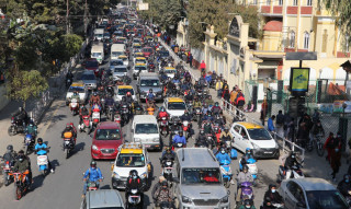 चक्रपथभित्र सवारीसाधन प्रवेशमा रोक : सडकमा १५ सय ट्राफिक प्रहरी खटिए, यी ठाउँबाट निस्कनेछन् र्‍याली