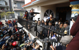 रामकुमारी झाँक्री पक्राउ : सामाजिक सञ्जालमा चर्को विरोध, कसले के  भने ?