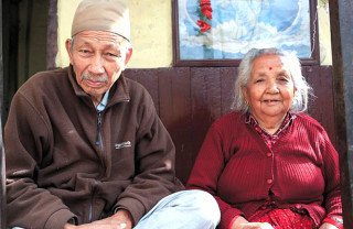 शताब्दी पुरुष सत्यमोहन जोशीका दम्पतीले नै मृत्युपछि शरीर दान दिने