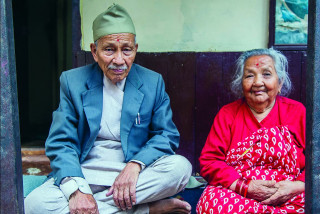 सत्यमोहन जोशी दम्पतीले गरे शरीर दानको घोषणा