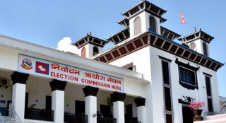 निर्वाचन आयोगले चुनावी आचारसंहिताबारे दलसँग छलफल गर्दै