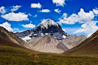 मानसरोवर कैलाश दर्शन गर्न हुम्लामा पर्यटक