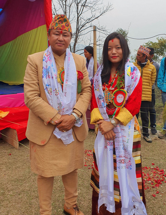 ४० होइन ५० काटेसी रमाएका मुख्यमन्त्री राई ओलीको चियापान बंक गर्दै जब ससुराली पुगे