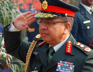 पूर्वप्रधानसेनापति क्षत्रीले सेनाको अर्बौ दम्पच पारेपछि अख्तियारले कसरी गर्दैछ छानबिन ?