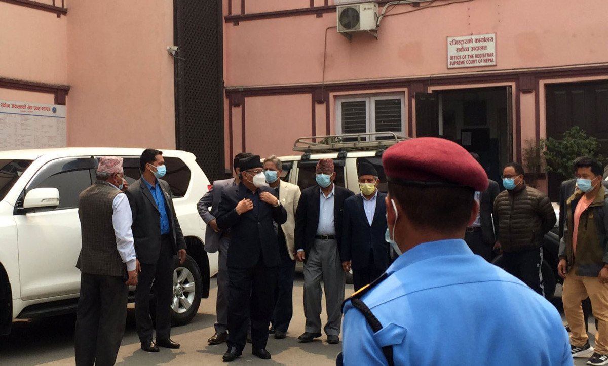 नेकपा नामसम्बन्धी प्रचण्डको पुनरावेदन निवेदन सर्वोच्चमा दर्ता (निवेदनसहित)