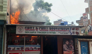 रेस्टुरेन्टमा आगलागी, १० लाख बराबरको क्षति