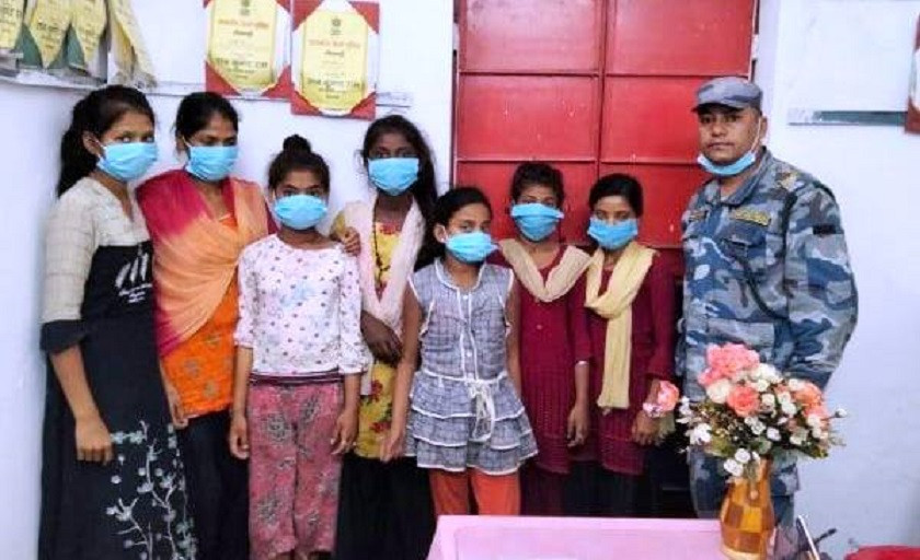 महोत्तरीबाट हराएका ७ जनालाई ‘गायिका बनाईदिन्छु’ भनेर बम्बई लैजान खोजेको खुलासा