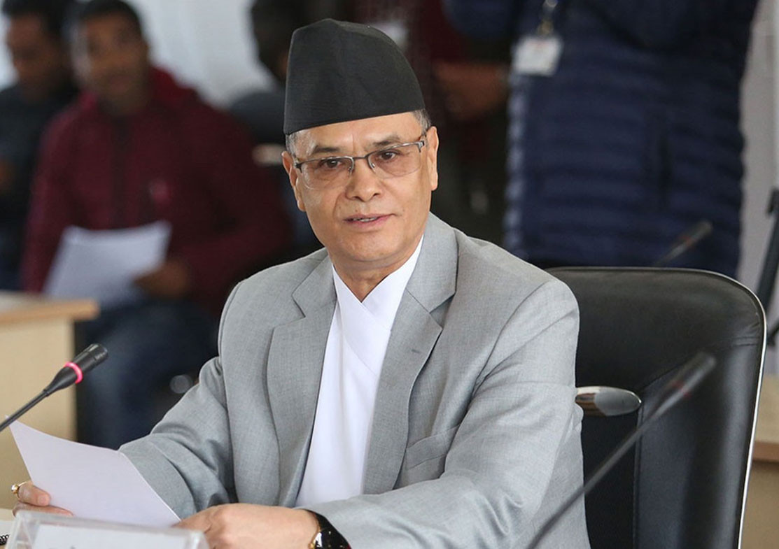 सुवेदी र निरौलालाई किन काखी च्याप्छन् प्रधानन्यायाधिश राणा ? के छ सम्बन्धको जुईनो ?