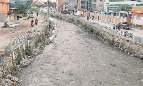 धोबीखोलामा हडपिएको २३ रोपनी सरकारी जग्गा एक महिनाभित्रै फिर्ता ल्याइने