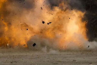 माछा मार्न बम बनाउँदै गर्दा विस्फोट : एकको मृत्यु,  दुई जना गम्भीर घाइते