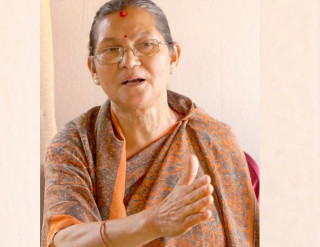 कुनै पनि हालतमा केपी ओलीलाई परास्त गर्नैपर्छ : अष्टलक्ष्मी शाक्य