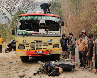 सुकुटे दुर्घटना : एकको मृत्यु, दुई घाइते