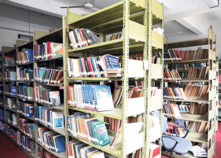 प्रहरीले शुरु गर्यो हिरासतमा पुस्तकालय स्थापना गर्ने अभियान