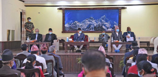 एकाएक फेरियो एमाले बैठकका एजेन्डा : महाधिवेशन आयोजक कमिटीले गठन गर्‍यो नयाँ स्थायी कमिटी