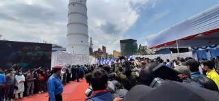 धरहरा उद्घाटन गर्दै प्रधानमन्त्री ओलीले भने – काठमाडौंवासीले घर-घरमा दिपावली गरौं