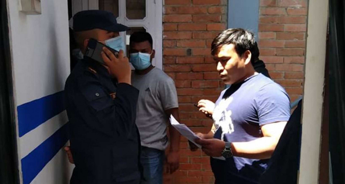 समाचार लेखेकै कारण उज्यालो नेटवर्क अनलाइनका दुई पत्रकार पक्राउ