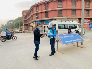 उपत्यकामा थप कडाइ, मास्क नलगाउने १३ सय २५ जनालाई ‘होल्ड’