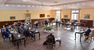 आज मध्यरातिदेखि आन्तरिक हवाई उडान बन्द गर्ने सरकारको निर्णय