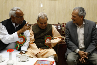 काठमाडौं बाहिर रहेका सांसदहरुलाई तत्काल उपत्यका आउन जसपाले दियो निर्देशन