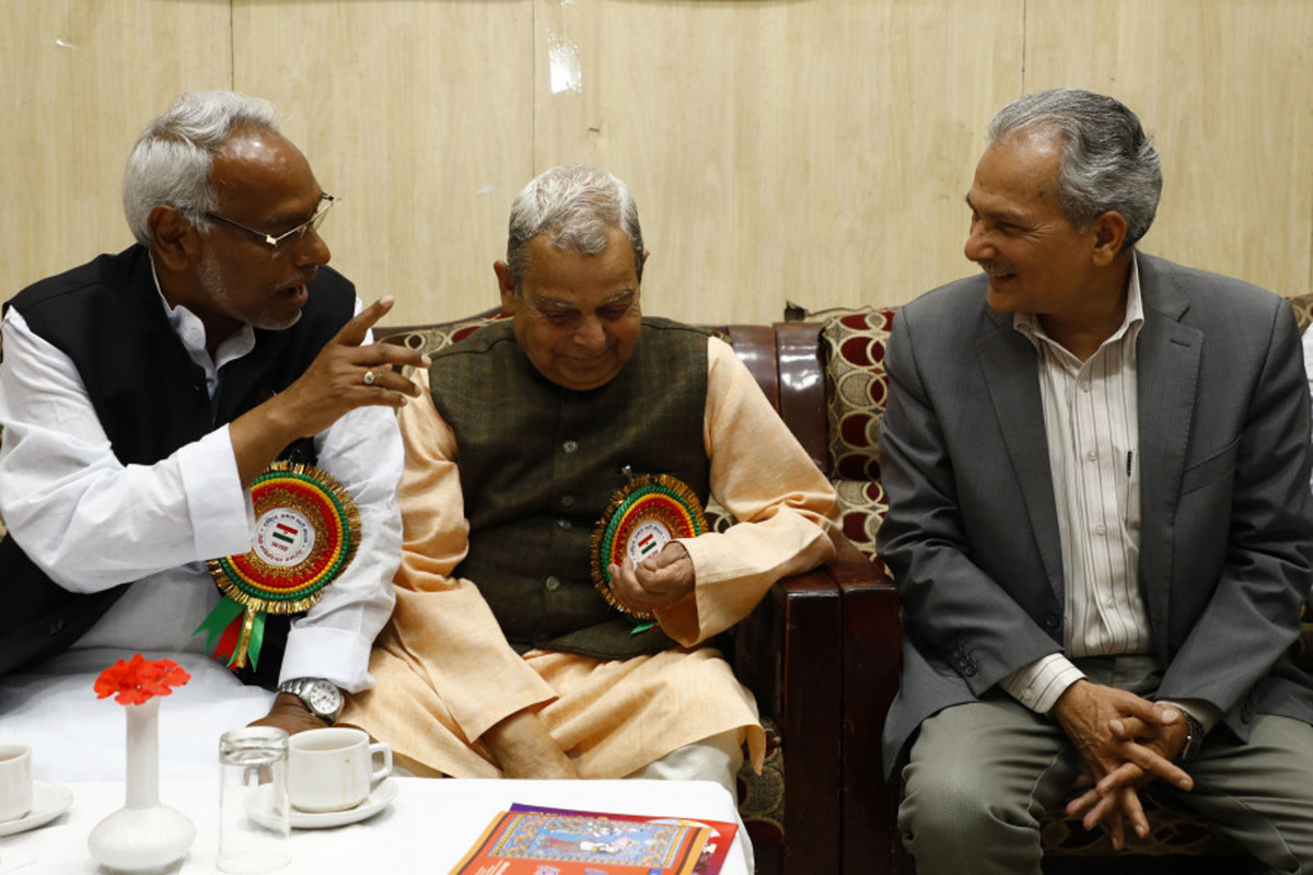 काठमाडौं बाहिर रहेका सांसदहरुलाई तत्काल उपत्यका आउन जसपाले दियो निर्देशन