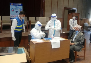 आज दुबै सदनका सांसदहरुको पीसीआर परीक्षण हुँदै