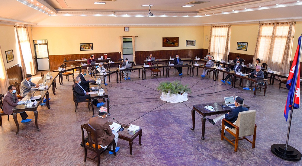 ओली–माधव मिले पछि एमाले स्थायी कमिटी बैठक बस्दै