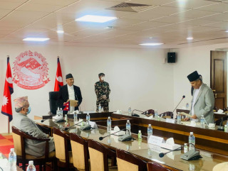 राष्ट्रिय योजना आयोगका अध्यक्ष कँडेलले लिए शपथ