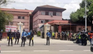 प्रतिनिधिसभा विघटनविरुद्ध २९ रिट दर्ता, देउवालाई प्रधानमन्त्री बनाउन मात्र २६ वटा