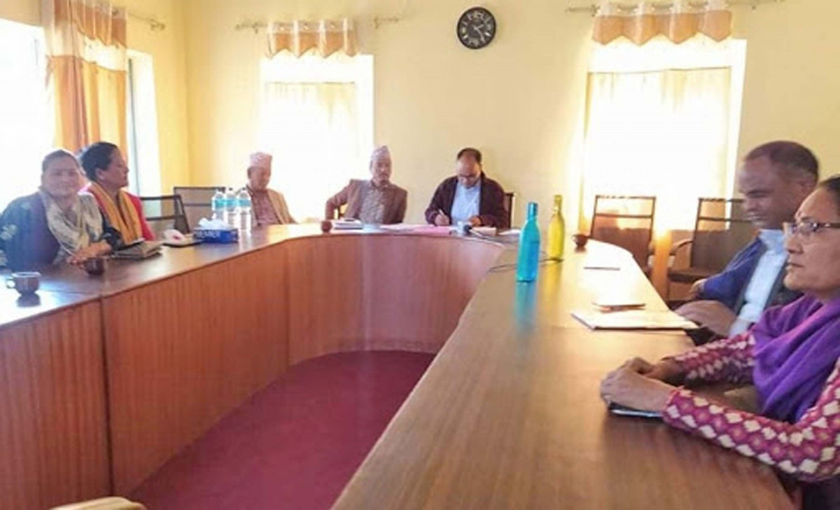 कर्णाली प्रदेश : एमाले संसदीय दलको बैठक जारी, नीति तथा कार्यक्रमबारेको धारणासँगै बजेटबारे सल्लाह गर्ने