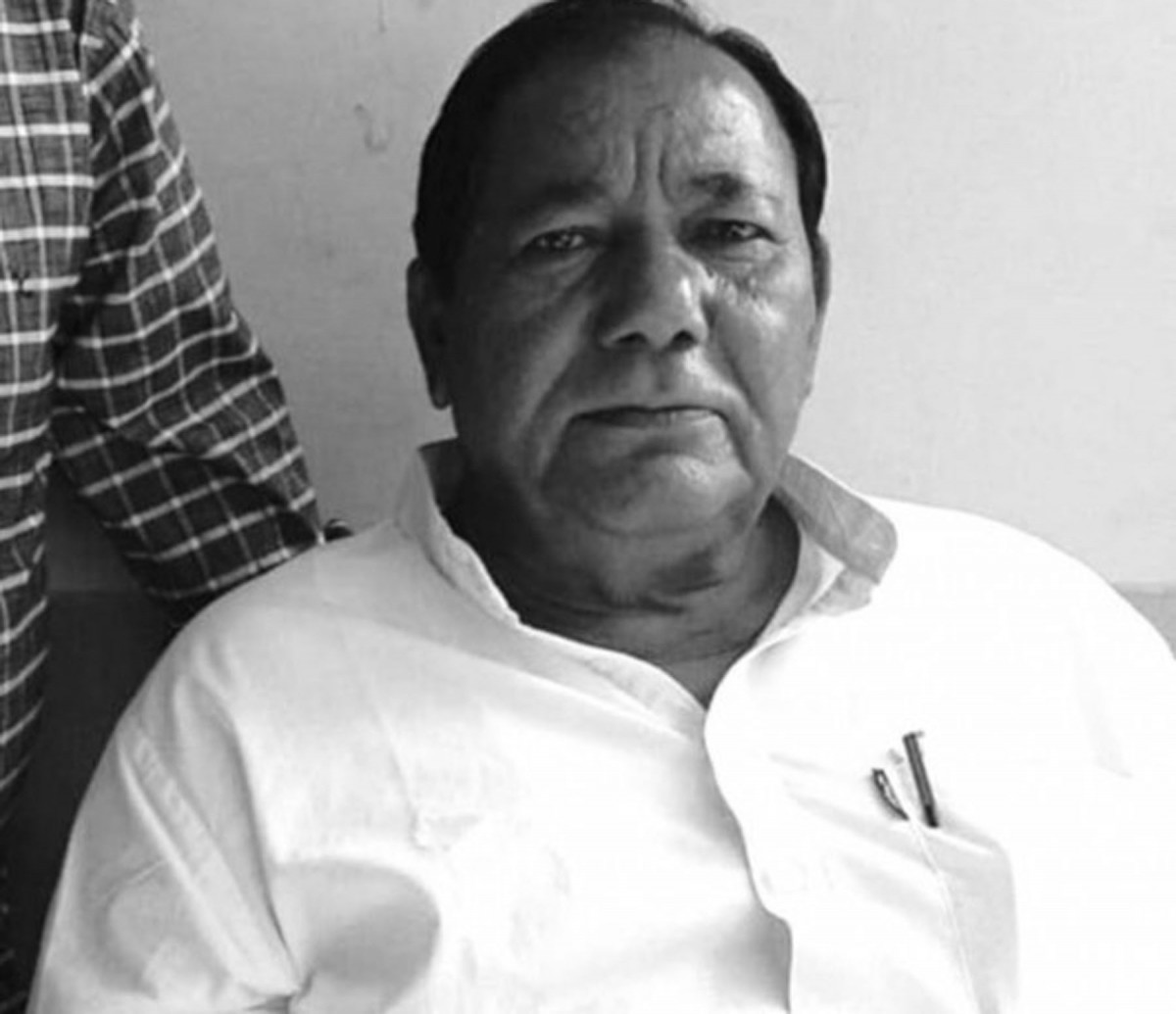 पूर्वसांसद  कृष्णसिंह परियारको निधन