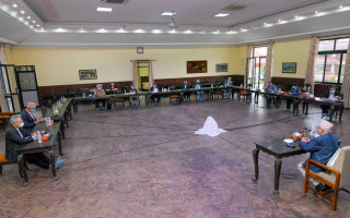 एमालेका पुराना सबै कमिटी ब्युँताएर माधव नेपाल समूहलाई मिलाउने निर्णय