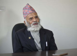 ९३ बर्षका वकिलले जब न्यायाधिशलाई इजलासमा दिए फैलसा सुन्नु अघि यस्तो जवाफ