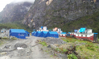 मनाङका बाढीपहिरो पीडितलाई सरकारबाट राहत आएन   