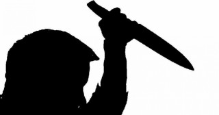 खुकुरी प्रहार गरी घाइते   