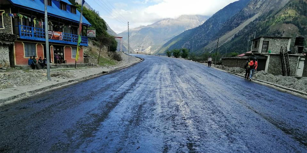 साल्मे–फाप्लु सडक मर्मत नसकिँदै भत्कियो   