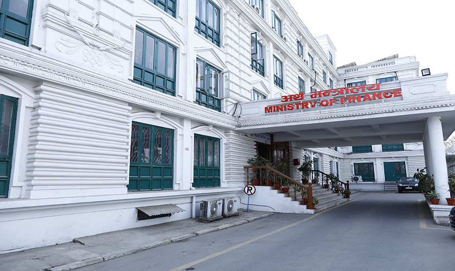 हिजो राति १२ बजेदेखि बजेट शून्यतामा गएपछि आजदेखि देश यसरी भयो बेखर्ची