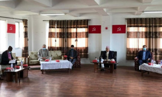 १० बुँदे सहमति कार्यान्वयन गर्ने निर्णय सहित एमालेले गर्यो कार्यदल भंग