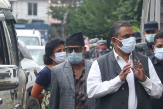 पार्टी विभाजन भएपछि स्वदेश फर्किँदै जसपा अध्यक्ष एवं मन्त्री उपेन्द्र यादव 