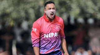 पारस खड्काद्वारा अन्तर्राष्ट्रिय क्रिकेटबाट सन्न्यास घोषणा