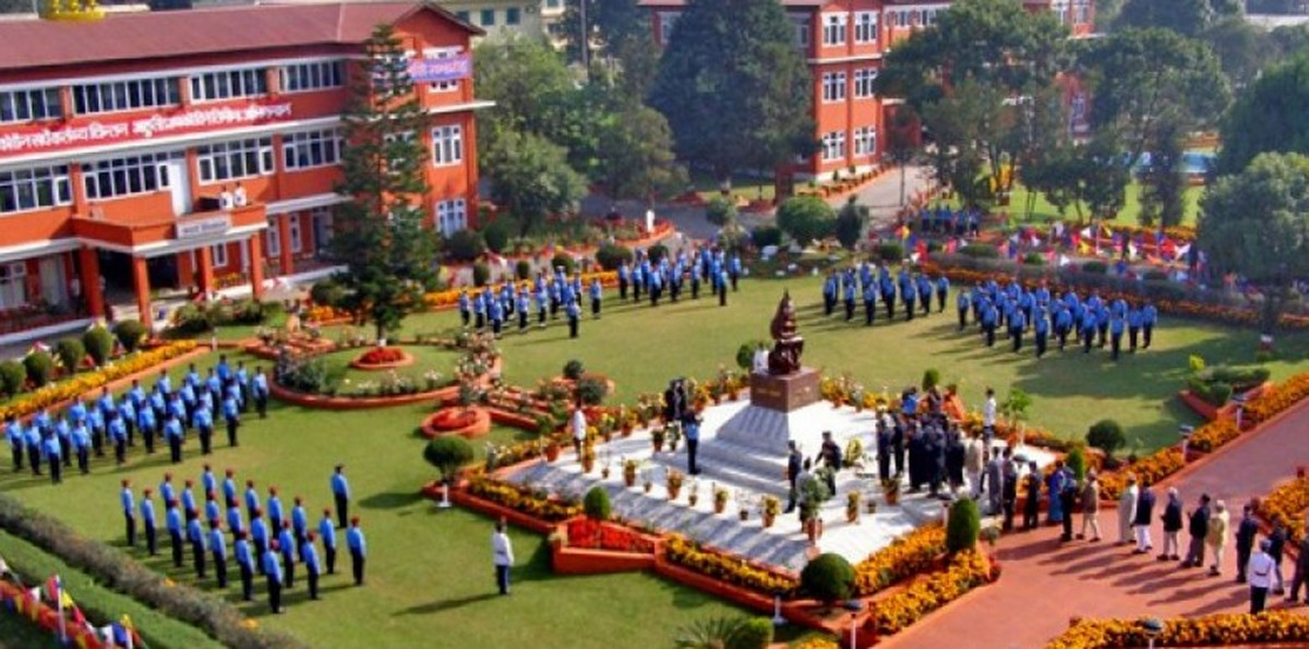 यात्रुवाहक बसमा सादा पोशाकका प्रहरी खटाउने तयारी, उपत्यकामा १२ हजार प्रहरी परिचालन हुने