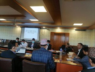 इसीडी शिक्षक र विद्यालय कर्मचारीको तलबबारे शिक्षा मन्त्रालयमा भयो यस्तो छलफल, तलबमानमा भने अझैं विभेद