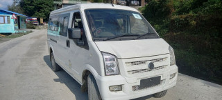 चीनबाट भित्रिए २२ वटा विद्युतीय माइक्रोबस, यस्ता छन् विशेषता