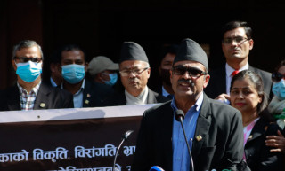 प्रधानन्यायाधीश जबराको  राजीनामा  माग्दै कानुन व्यवसायीले दिए यस्तो चेतावनी