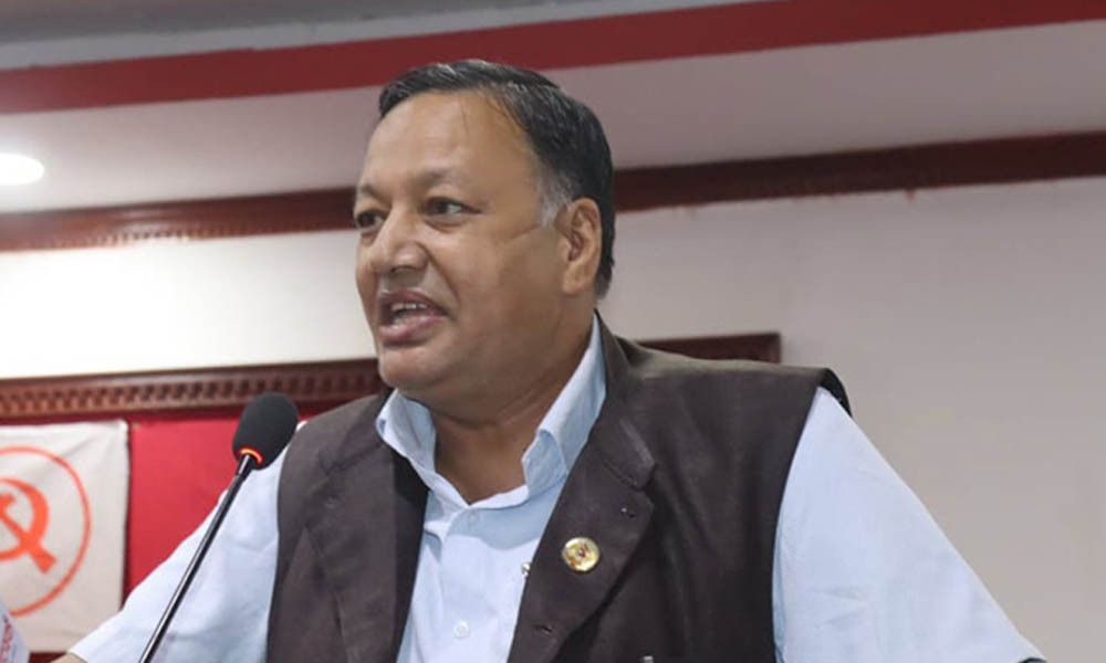 दरबन्दी मिलान, आन्तरिक बढुवा, अध्यापन अनुमति पत्रलगायतका कामले गति लियो: शिक्षामन्त्री पौडेल