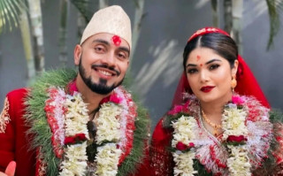 गायिका प्रविशा अधिकारीले गरिन् विवाह, के गर्छन् उनका वेहुला ?