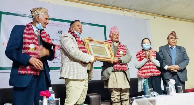 बालबालिकालाई शिक्षण संस्थाले प्रविधिसँग जोड्दै लैजानुपर्छ : शिक्षामन्त्री