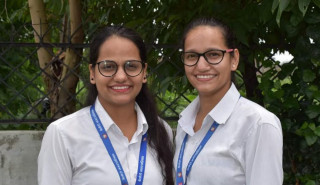दिदीबहिनीले सँगै  शाखा अधिकृतमा निकाले नाम, यसरी पढ्दा मिल्यो सफलता
